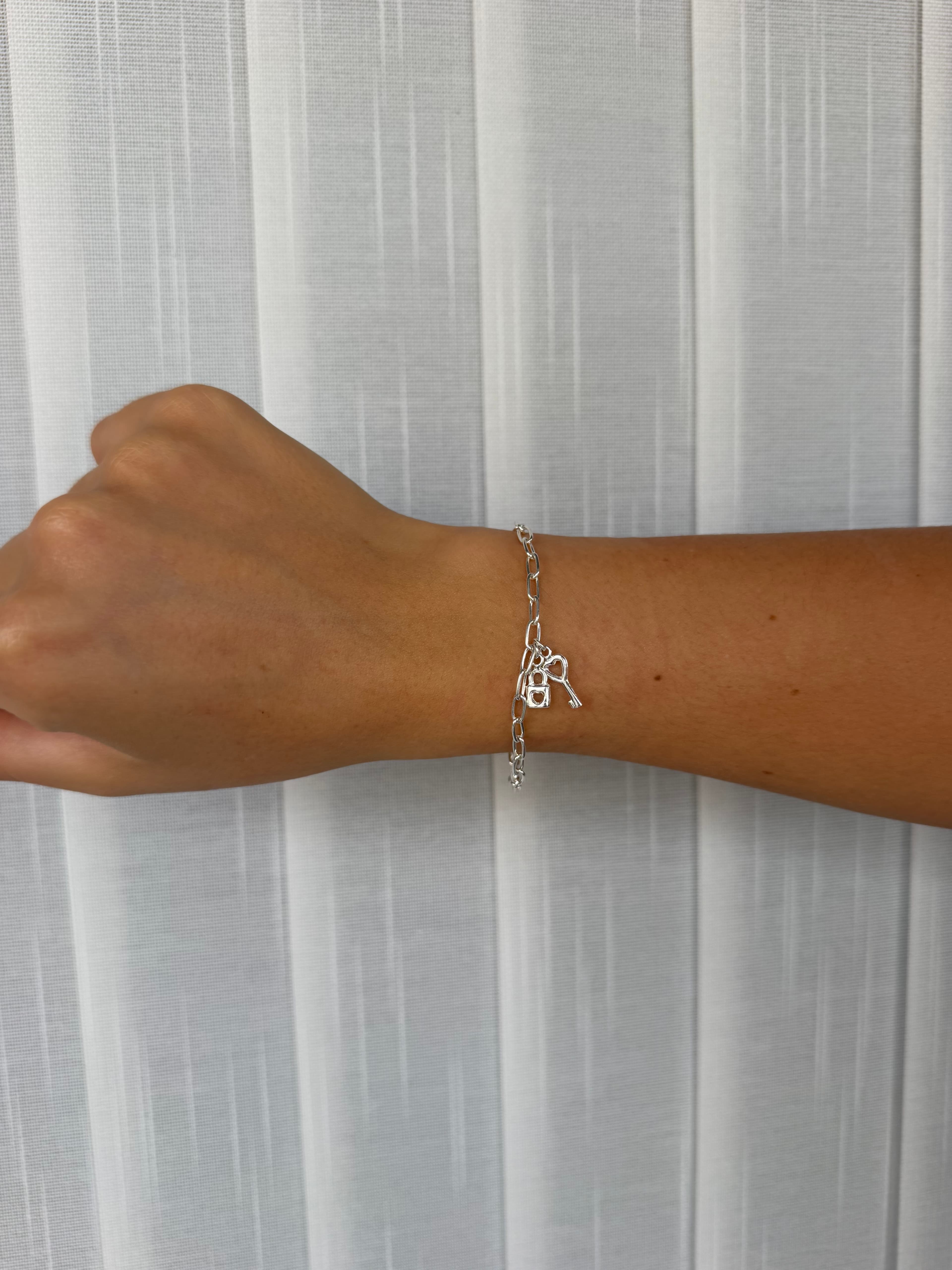 Pulsera candado y llave