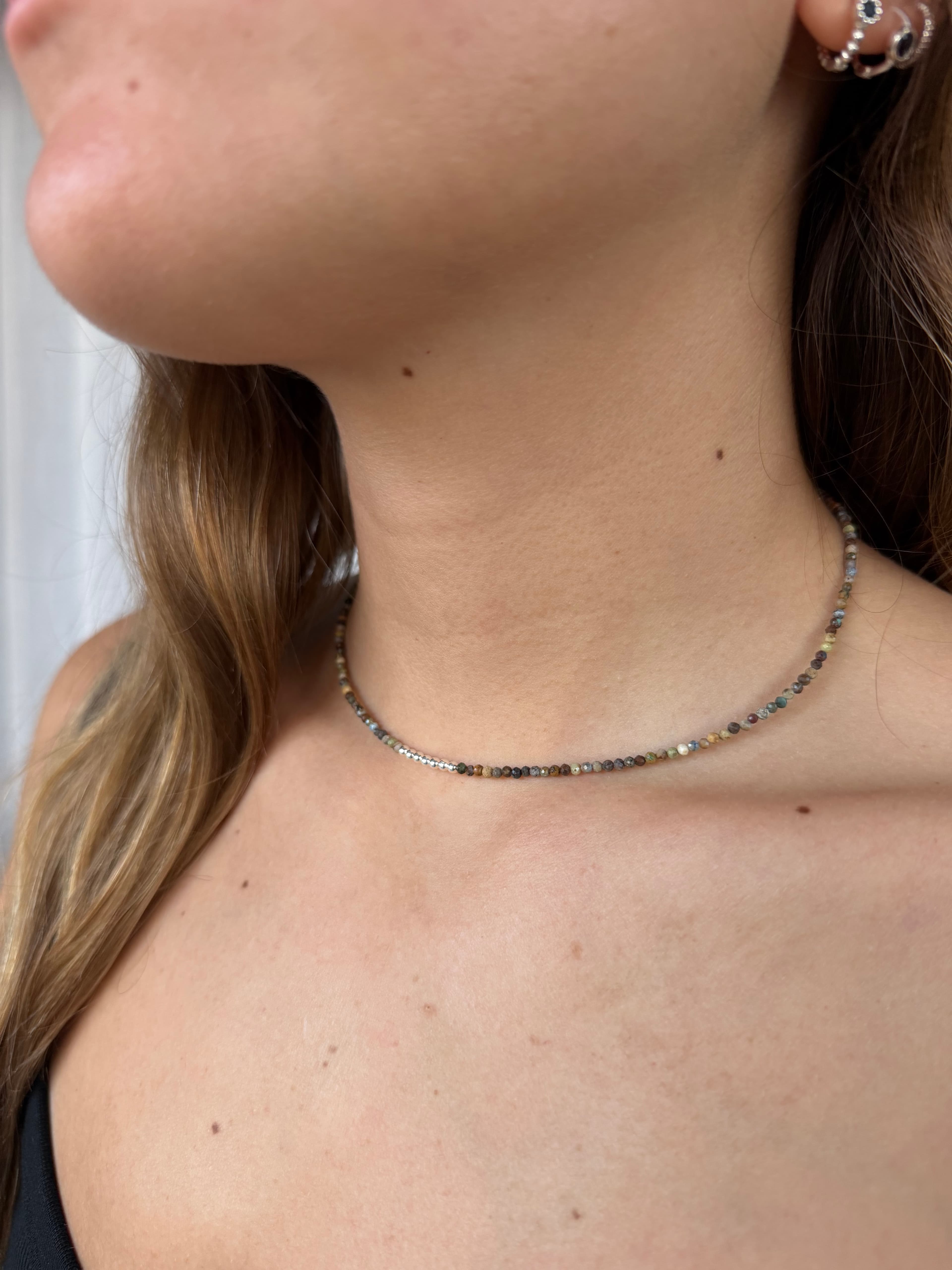 Collar tonos marrones